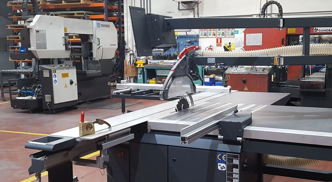 Máquinas de corte para materiales